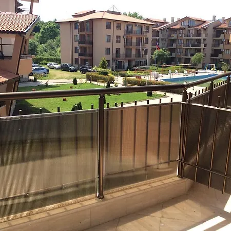 In Nestinarka Apartment Tsarevo